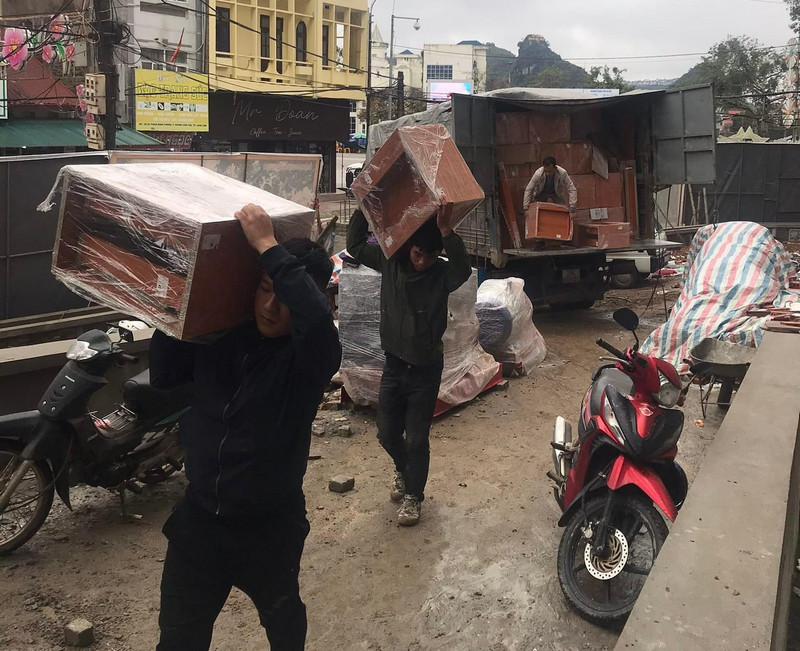 DỊCH VỤ BỐC XẾP QUẬN 1 - TPHCM GIÁ RẺ 50K/H Dịch vụ bốc xếp quận 1 trọn gói